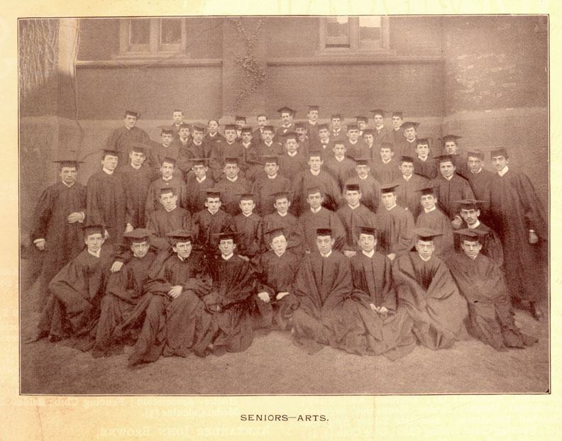 1900 Arts Graduate
